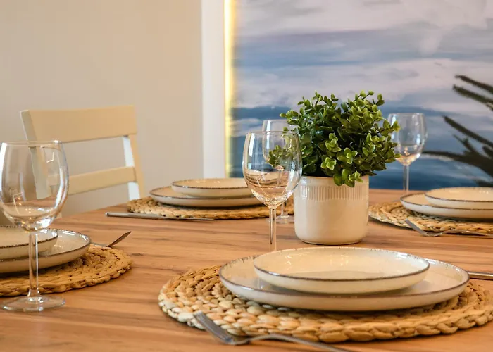 Marine Deluxe * Aziz Konstantin ve Elena