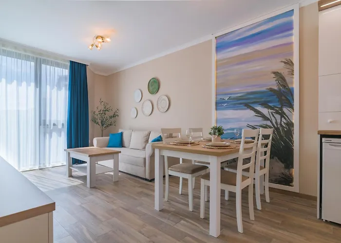 Marine Deluxe * Aziz Konstantin ve Elena