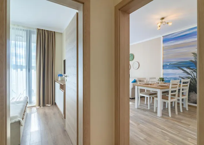 Marine Deluxe Apartamento Saints Constantine and Helena